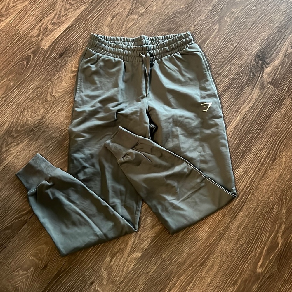 BRAND NEW without tags GYMSHARK Womens Gray Joggers